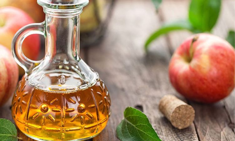 Apple Cider Vinegar Solution